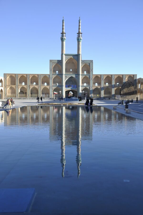 Iran In-Depth Panorama Tour – 14 Days - Image 18